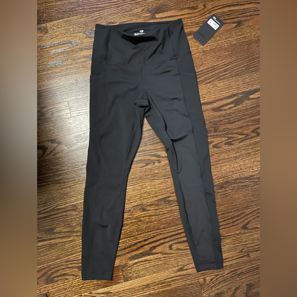 90 degree reflex leggings. Black NWT